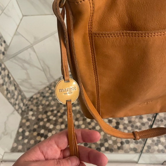 Margot New York Tan Leather Women's Bag - Picture 3 of 4
